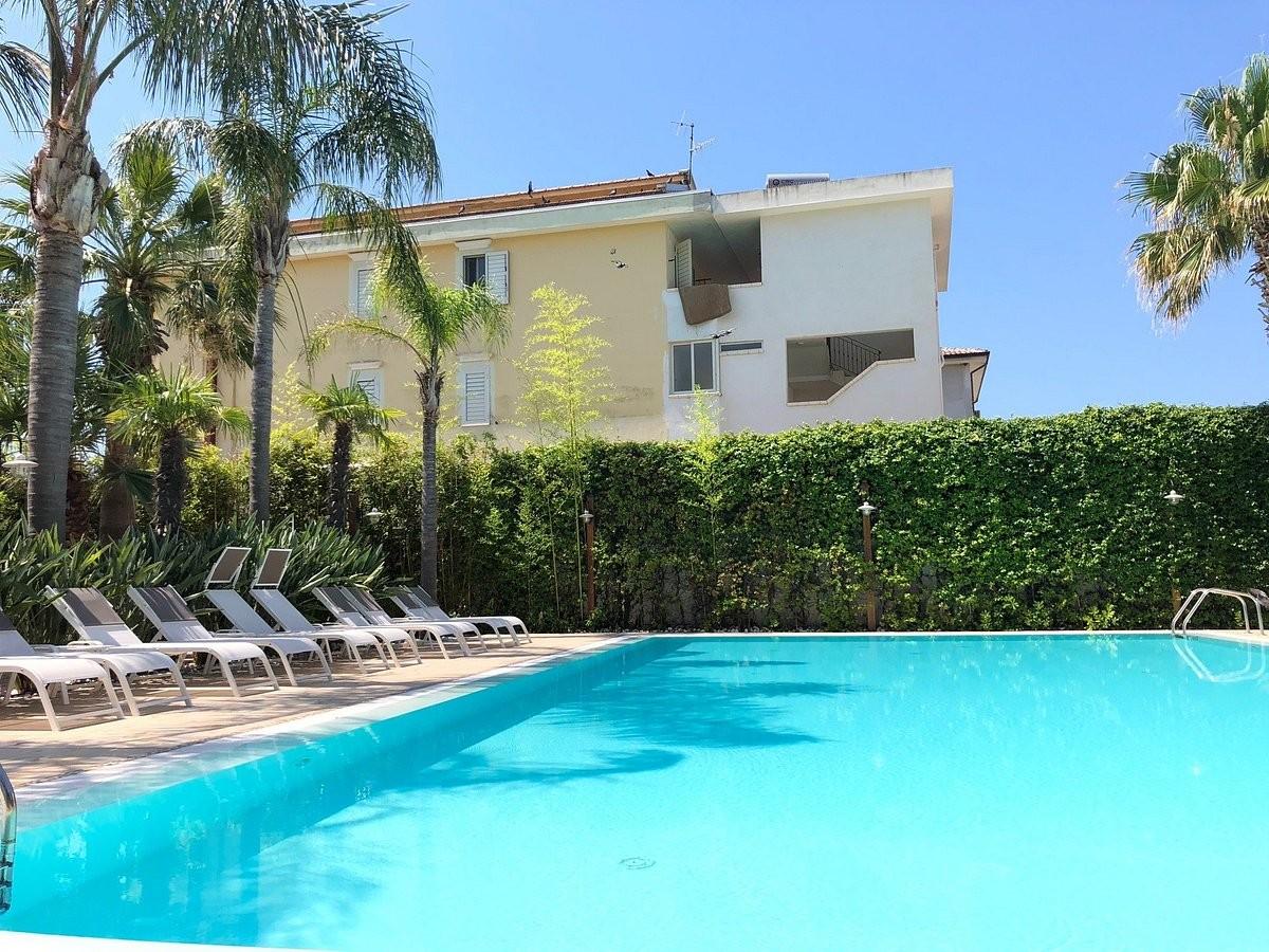 Hotel Stella Maris Казал Велино Екстериор снимка