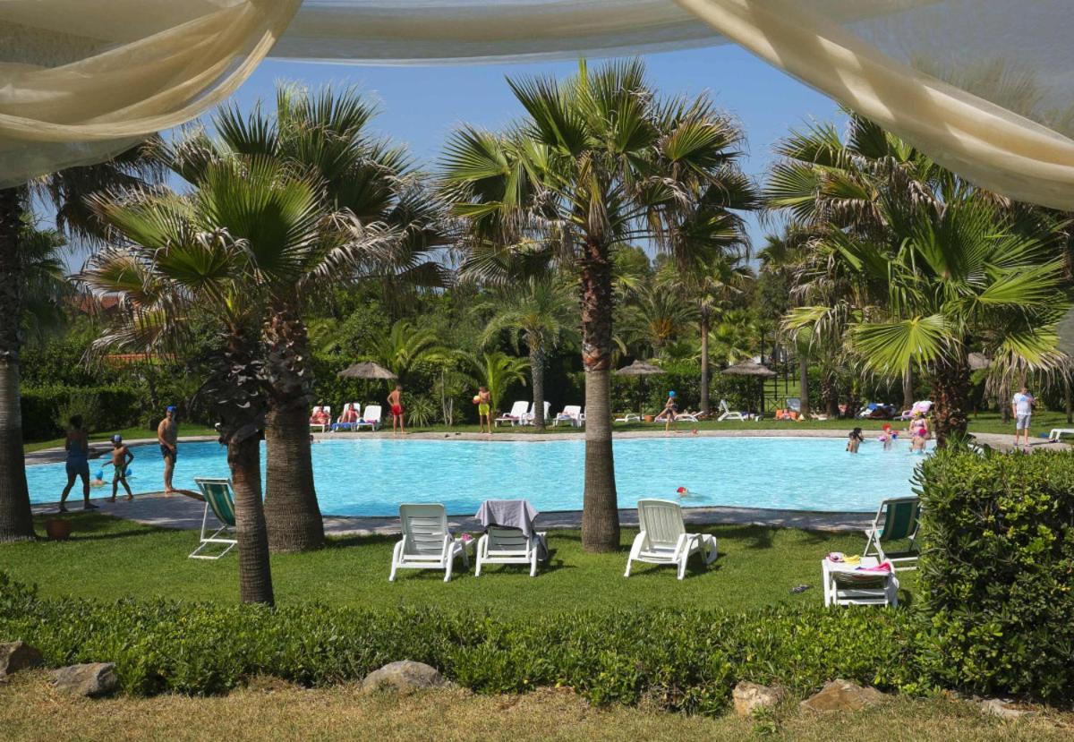 Hotel Stella Maris Казал Велино Екстериор снимка