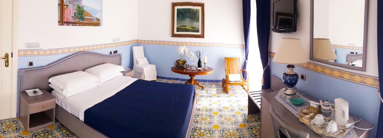 Hotel Stella Maris Казал Велино Екстериор снимка