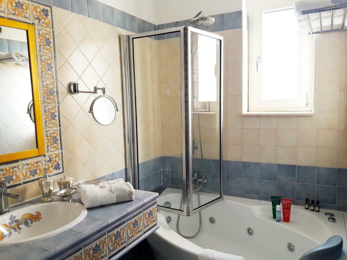 Hotel Stella Maris Казал Велино Екстериор снимка