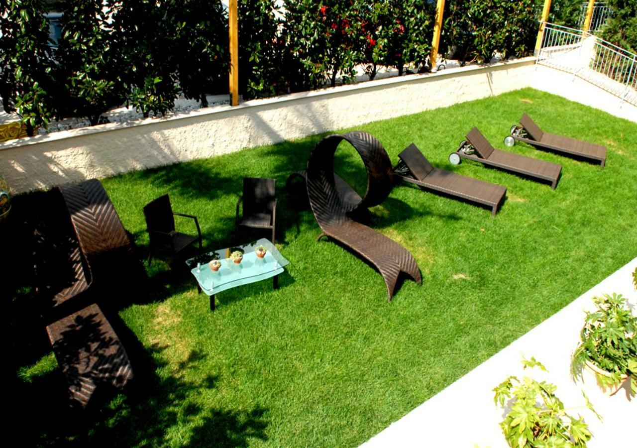 Hotel Stella Maris Казал Велино Екстериор снимка
